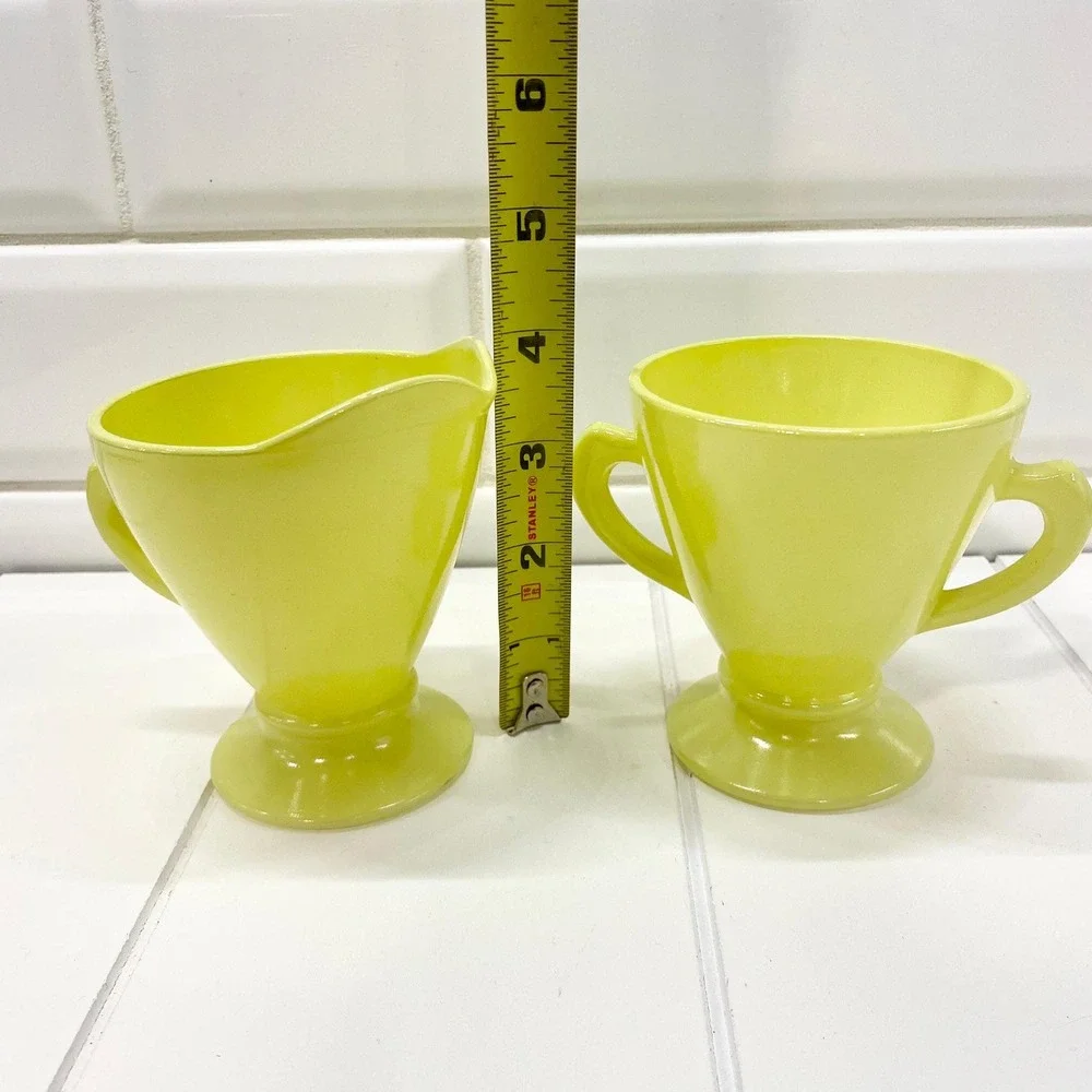 Vintage Hazel Atlas Chartreuse Cream and Sugar Set